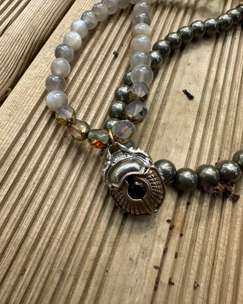 Collier Les Prêtresses du Nil - Héritage d'Isis