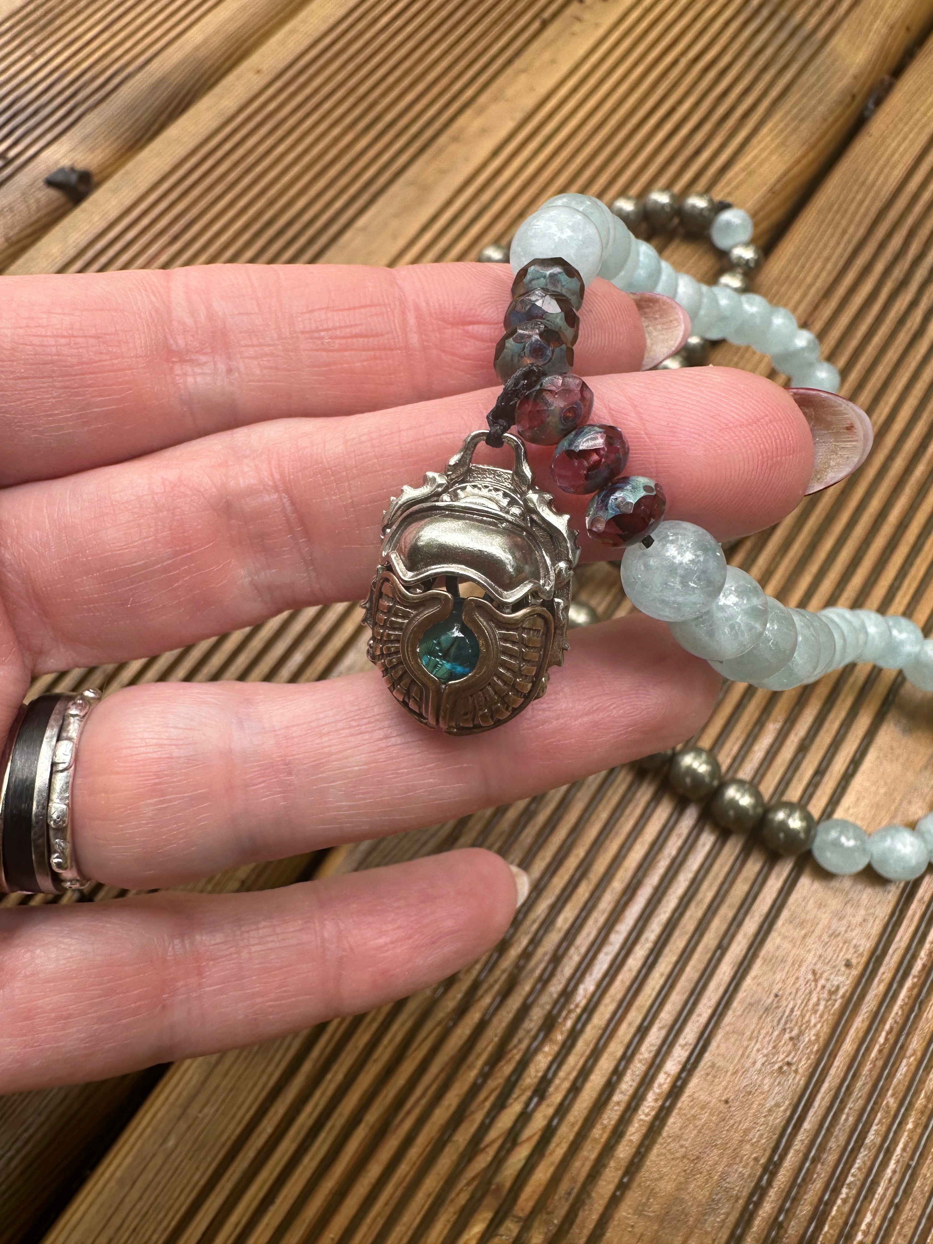Collier Initiatique Collection 𓆣 Les Prêtresses du Nil — Héritage d’Isis 𓆣